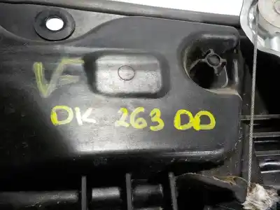 Second-hand car spare part passenger side right window regulator for kia cee´´d 1.4 crdi cat oem iam references 82481a2000  82480a2110