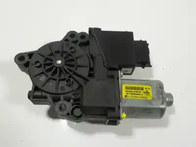 Second-hand car spare part right front window motor for kia cee´´d 1.4 crdi cat oem iam references 82460a2010 001100356040 82460a2010