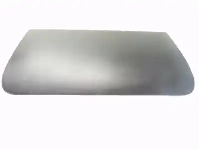 Second-hand car spare part center tailgate light for toyota corolla (e21) sedan 1.8 16v hybrid oem iam references 8100612160c0  