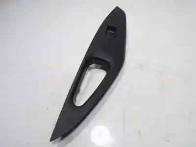 Peça sobressalente para automóvel em segunda mão botão / interruptor elevador vidro traseiro esquerdo por toyota corolla (e21) sedan 1.8 16v hybrid referências oem iam 7427202820