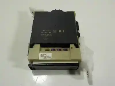 Pezzo di ricambio per auto di seconda mano scatola relè/fusibili per toyota corolla (e21) sedan 1.8 16v hybrid riferimenti oem iam 