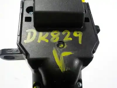 Second-hand car spare part headlights switch for toyota corolla (e21) sedan 1.8 16v hybrid oem iam references 8432902040 17j910 02d70