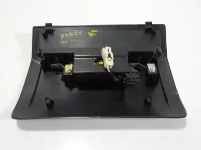 Second-hand car spare part center tailgate light for toyota corolla (e21) sedan 1.8 16v hybrid oem iam references 8100612170c0  8197712220