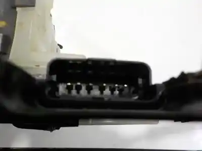 Автозапчастина б/у замок передній праві двері для peugeot 208 (p2) 1.2 puretech посилання на oem iam 9829284780 16943870 292847