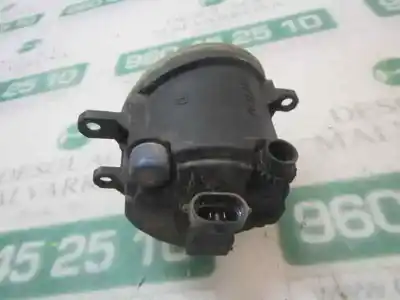 Автозапчастина б/у правий протитуман для toyota yaris (ksp9/scp9/nlp9) 1.4 turbodiesel cat посилання на oem iam   