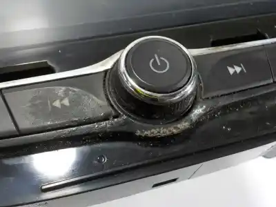 Second-hand car spare part audio system / radio cd for opel corsa d (s07) 1.4 (l08 l68) oem iam references 42518020  42645298