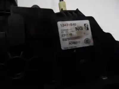 Автозапчастина б/у замок передній праві двері для opel corsa d (s07) 1.4 (l08 l68) посилання на oem iam 13431840  13431840