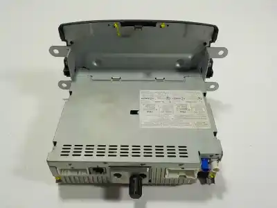 Pezzo di ricambio per auto di seconda mano impianto audio / radio cd per dacia duster 1.5 dci diesel fap cat riferimenti oem iam 281155777r 276660 281155777r