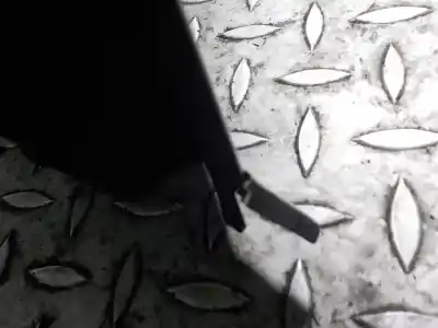 Second-hand car spare part tailgate for land rover range rover evoque evoque oem iam references lr117319  