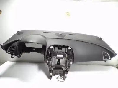 Recambio de automóvil de segunda mano de SALPICADERO para OPEL ASTRA J LIM.  referencias OEM IAM 13301067 13381057 610231500