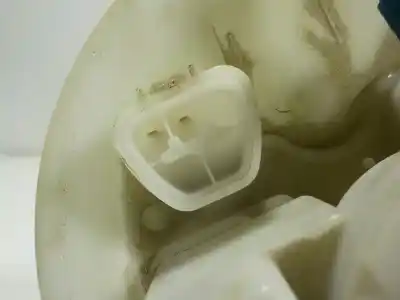 Second-hand car spare part fuel tank sender unit for lexus is 300h oem iam references 7702453080 2322036040 77704302106aq