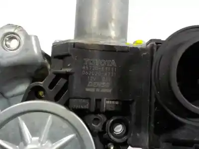 Second-hand car spare part driver left window regulator for lexus is 300h oem iam references 6980253040 8572053111 8572053111