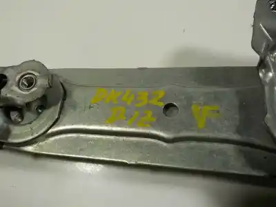 Second-hand car spare part driver left window regulator for lexus is 300h oem iam references 6980253040 8572053111 8572053111