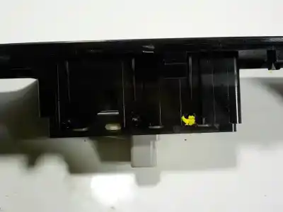 Peça sobressalente para automóvel em segunda mão botão / interruptor elevador vidro dianteiro direito por lexus is 300h referências oem iam 8481030181  7423153171