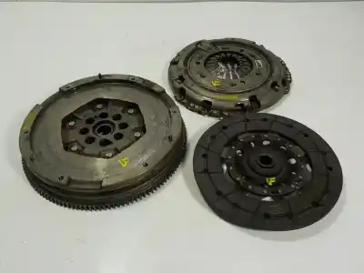 Second-hand car spare part clutch kit for renault trafic furgón 2.0 dci diesel energy oem iam references 302050865r 123102926r 302059239r