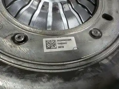 Second-hand car spare part clutch kit for renault trafic furgón 2.0 dci diesel energy oem iam references 302050865r 123102926r 302059239r