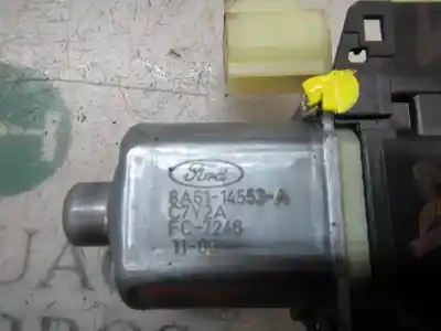 Peça sobressalente para automóvel em segunda mão motor elevador vidro dianteiro direito por ford fiesta (cb1) 1.4 tdci cat referências oem iam 1543207 0130822407 8a6114553a