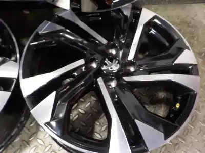 Peça sobressalente para automóvel em segunda mão jogo de jantes por peugeot 2008 (p1) 1.2 12v e-thp / puretech referências oem iam 988186080  