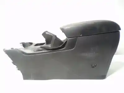 Автозапчастина б/у центральний подлокник для mazda cx-5 center-line 2wd посилання на oem iam kd4564420a02  kd4564441