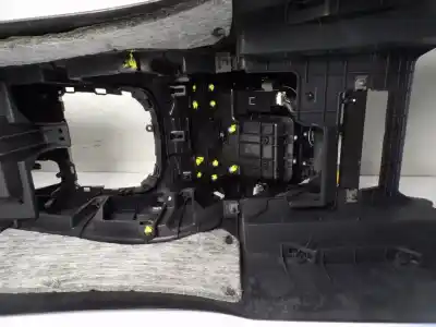 Автозапчасти б/у центральный подлокотник за hyundai i40 i (vf) 1.7 crdi ссылки oem iam 846603z000ry 846903z000ry 846303z420