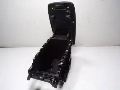 Автозапчастина б/у центральний подлокник для mazda cx-30 1.8 diesel посилання на oem iam   dfr564441