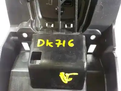 Автозапчасти б/у центральный подлокотник за volvo v40 1.6 diesel cat ссылки oem iam 31366331  31366331