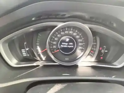 Peça sobressalente para automóvel em segunda mão quadrante por volvo v40 1.6 diesel cat referências oem iam 36011338  31412873