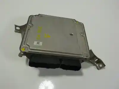 Peça sobressalente para automóvel em segunda mão centralina de motor uce por toyota auris (_e15_) 1.4 d-4d (nde150_) referências oem iam 896610zg30