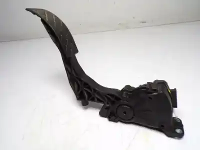 Second-hand car spare part accelerator pedal for audi a1 (8x) 1.6 tdi oem iam references 6q1721503m