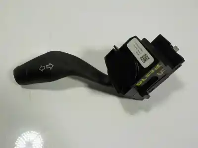 Peça sobressalente para automóvel em segunda mão comutador de piscas  por ford focus lim. (cb8) 1.6 tdci cat referências oem iam 1883869