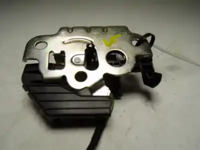 Second-hand car spare part trunk lock for audi a1 (8x) 1.6 tdi oem iam references 8r0827505  8r0827505