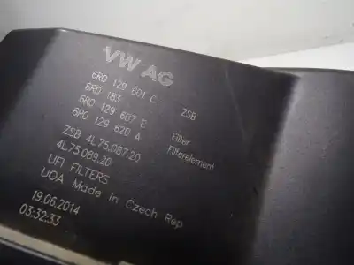 Автозапчастина б/у повітряний фільтр для audi a1 (8x) 1.6 tdi посилання на oem iam 6r0129607e  6r0129601c
