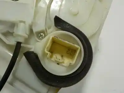Автозапчасти б/у замок задней левой двери за mazda 2 lim. () 1.5 16v cat ссылки oem iam   8k13b0481