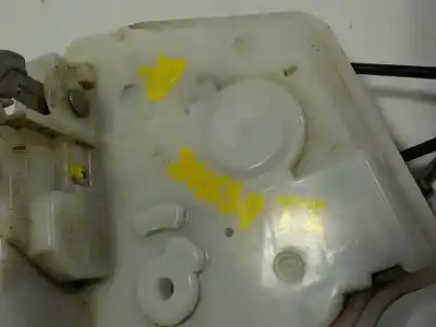 Автозапчасти б/у замок задней левой двери за mazda 2 lim. () 1.5 16v cat ссылки oem iam   8k13b0481
