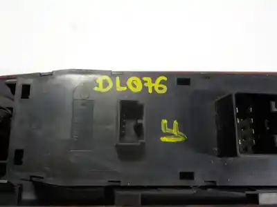 Second-hand car spare part left front power window switch for jeep commander 3.0 crd cat oem iam references 4602736aa 56040536af 04602736aa