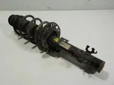 Second-hand car spare part front right shock absorber for skoda rapid spaceback (nh1) 1.6 tdi oem iam references 6r0413031bf