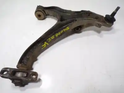 Recambio de automóvil de segunda mano de brazo suspension inferior delantero izquierdo para jeep commander 3.0 v6 crd limited referencias oem iam 52089981af  