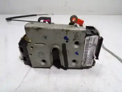 Tweedehands auto-onderdeel linker voordeur slot voor lancia voyager (404) platinum oem iam-referenties k04589693ad