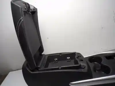 Pezzo di ricambio per auto di seconda mano bracciolo centrale per renault kadjar 1.6 dci diesel fap energy riferimenti oem iam 969209309r  969258644r