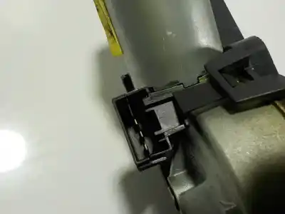 Автозапчасти б/у мотор заднего стеклоочистителя за bmw x5 (e70) xdrive40d ссылки oem iam 67636942165  694216507