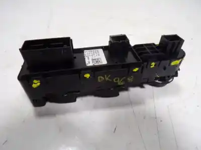 Pièce détachée automobile d'occasion commande de lève vitre avant gauche pour opel crossland x / crossland (p17, p2qo) 1.2 (75) références oem iam 13483541  96788264zd