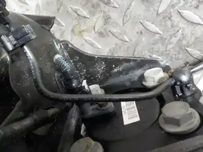 Second-hand car spare part rear axle for peugeot 308 sw ii (lc_, lj_, lr_, lx_, l4_) 1.5 bluehdi 130 oem iam references 9827421180  