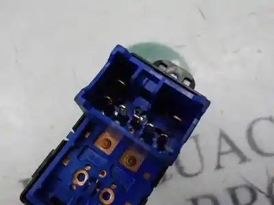 Second-hand car spare part right front power window switch for kia rio concept oem iam references 935751w010  935751w010