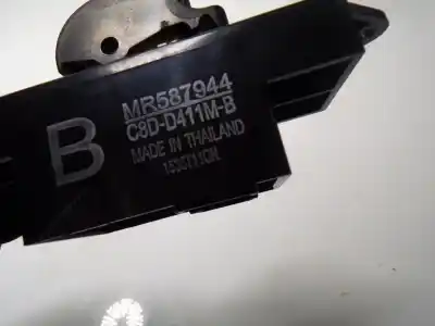 Second-hand car spare part rear right power window switch for citroen c-zero el oem iam references 6590nx  mr587944
