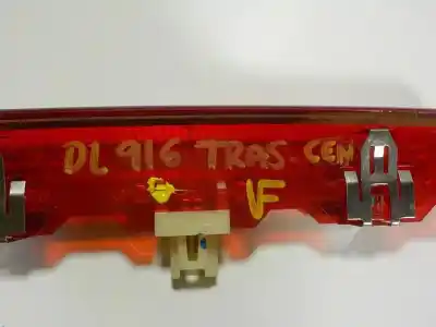 Pezzo di ricambio per auto di seconda mano lampada posteriore centrale per toyota yaris 1.0 cat riferimenti oem iam 815700d151  815700d151