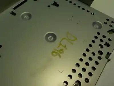 Автозапчастина б/у аудіо система / радіо cd для mitsubishi space star (a00) 1.2 посилання на oem iam 8701a799xb  8701a538
