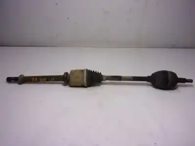 Second-hand car spare part right drive for dacia duster ambiance 4x2 oem iam references 8200930507