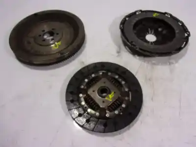 Автозапчастина б/у комплект зцеплення для audi a1 (8xk) 1.0 tfsi посилання на oem iam 04c141031c 04c105269e 04c1052695