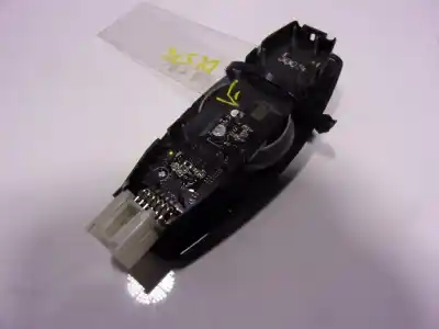 Автозапчастина б/у внутрішній лампа для ford kuga (cbs) 1.5 ecoboost cat посилання на oem iam 2069401  a252073