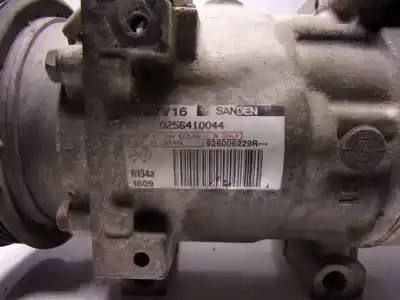 Second-hand car spare part air conditioning compressor for dacia duster ambiance 4x2 oem iam references 926006229r  926006229r